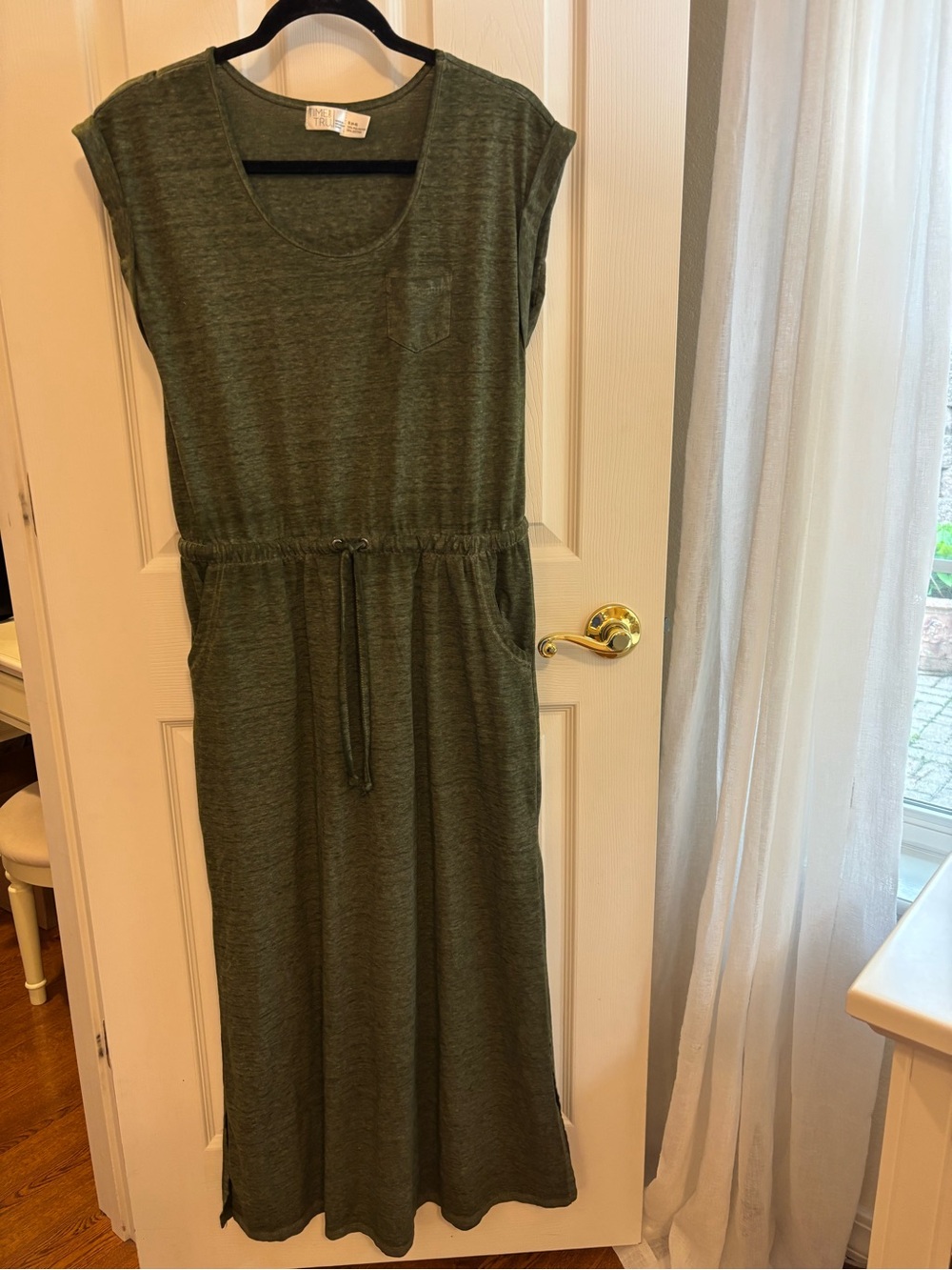 Time and Tru Olive Green Scoop Neck Maxi Dress